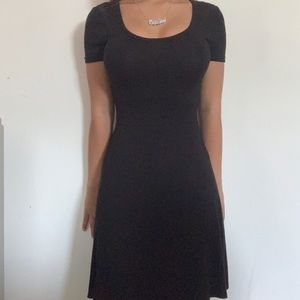 BLACK KNEE LENGTH DRESS